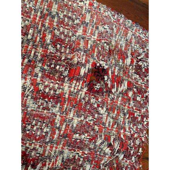 Vintage Hand Made Rag Rug 24" x 51" Red Gray White Distressed Reversible Boho - Picture 6 of 10